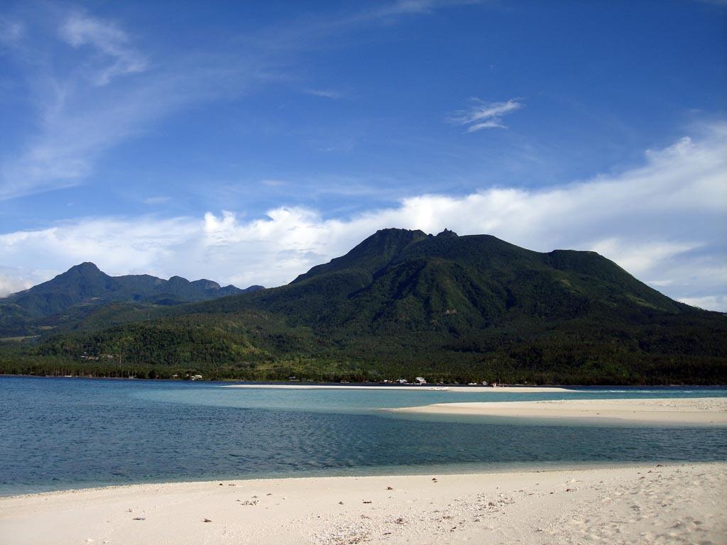 Camiguin Volcan Beach Eco Retreat & Dive Resort Mambajao Exterior photo