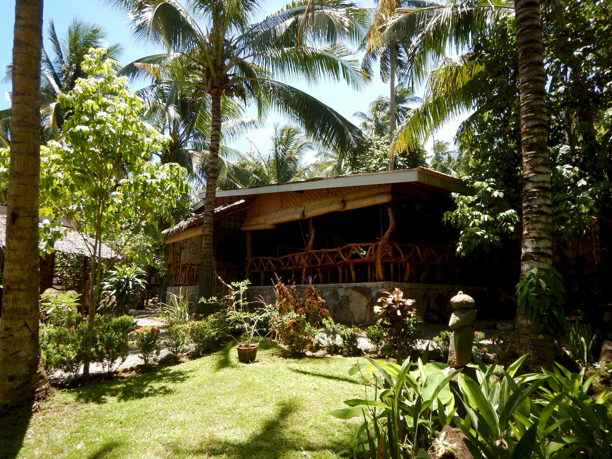Camiguin Volcan Beach Eco Retreat & Dive Resort Mambajao Exterior photo
