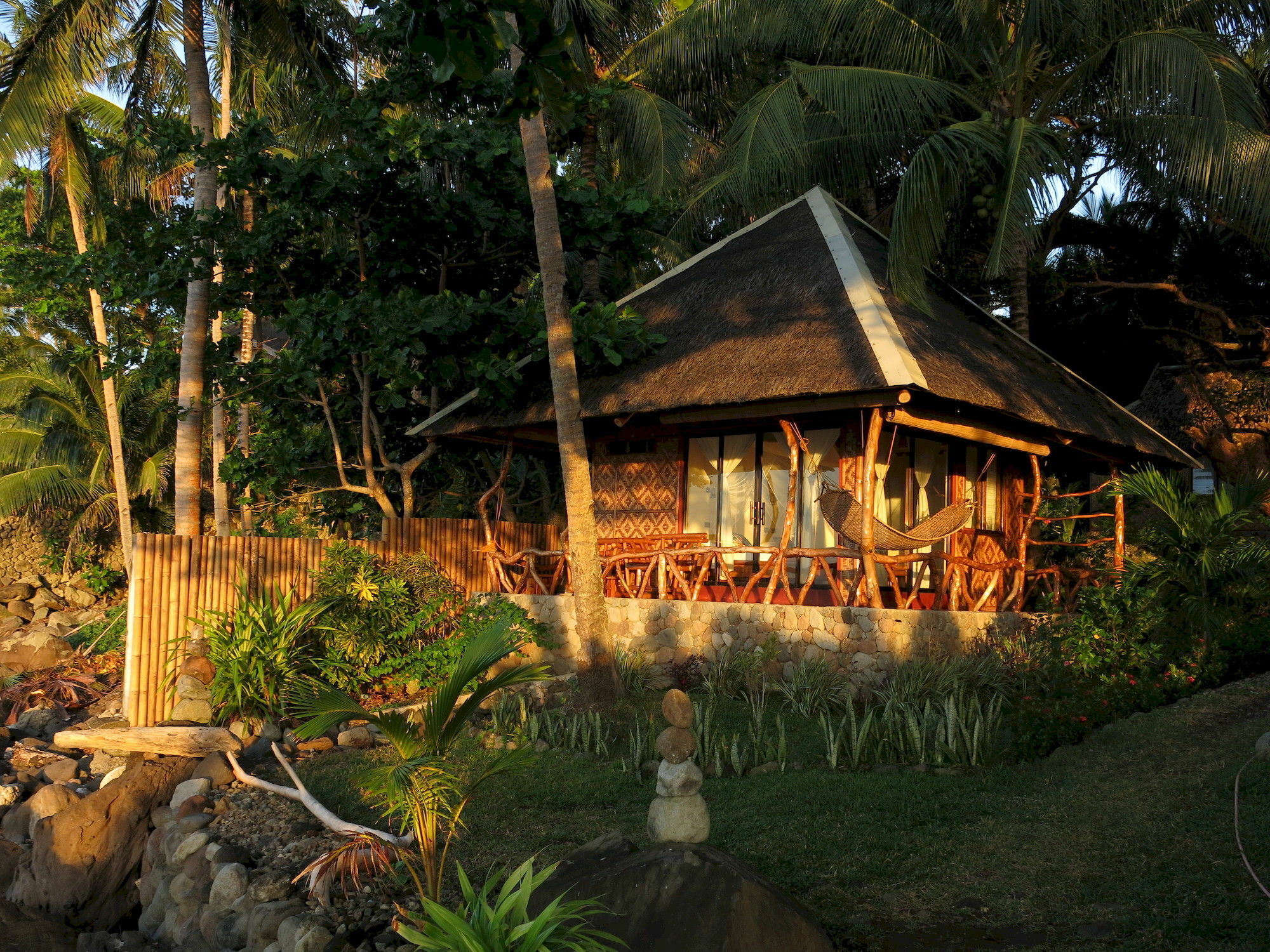 Camiguin Volcan Beach Eco Retreat & Dive Resort Mambajao Exterior photo