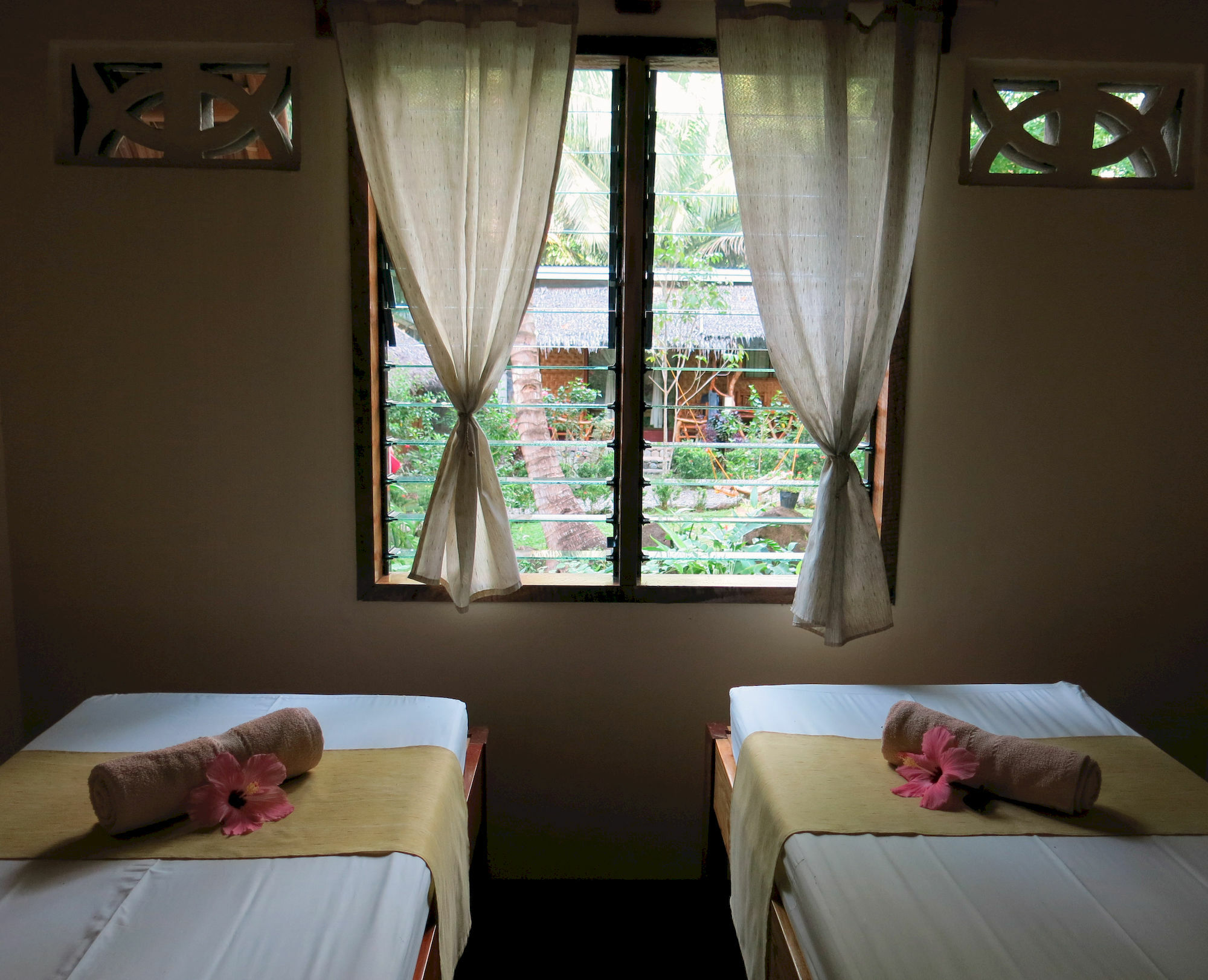 Camiguin Volcan Beach Eco Retreat & Dive Resort Mambajao Exterior photo